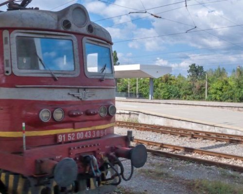 Зрее бунт: Петричани заплашиха да блокират АМ Струма заради спирането на жп връзката им с Кулата