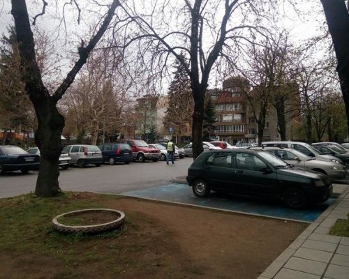 Днес и утре: Платените паркинги в Дупница с ново работно време
