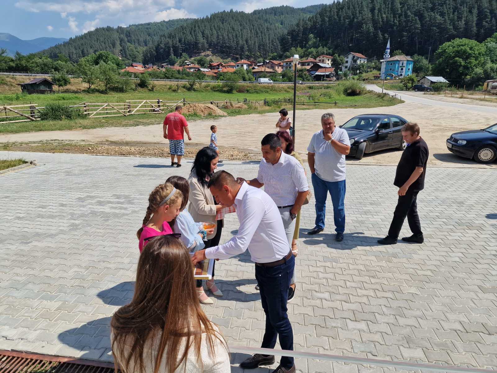 Село Черна Места с обновено и енергоефективно кметство