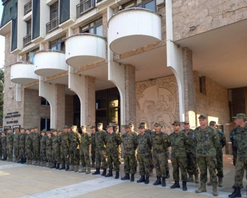 50 военни от Бригадното командване  Благоевград влизат в битката с огъня в Илинденци
