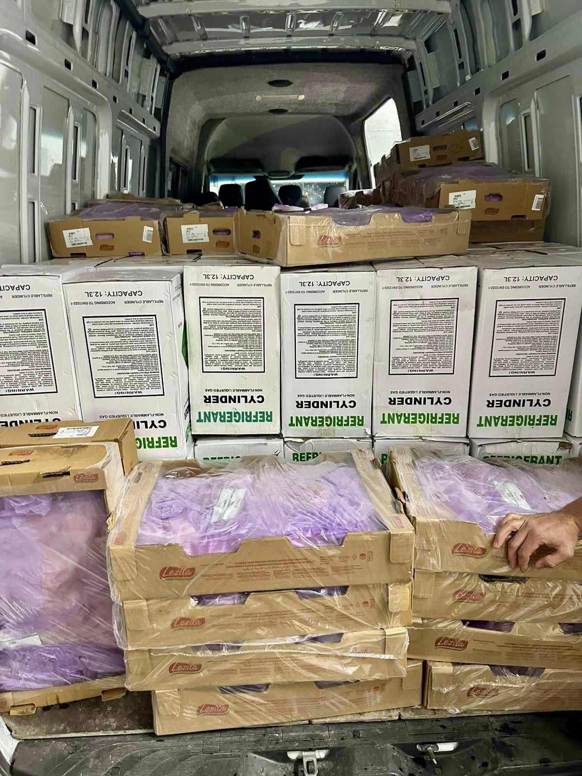Още тонове фреон и пилешко месо спрени при спецоперация на ГДБОП Още тонове фреон и пилешко месо спрени при спецоперация на ГДБОП