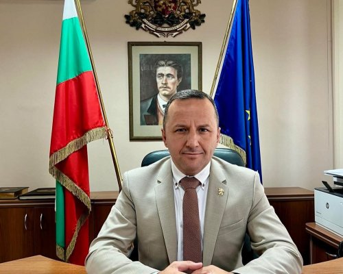 Честит 50-годишен юбилей на областния управител г-н Георги Динев
