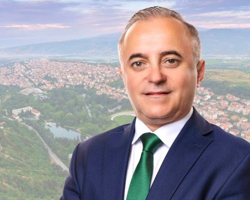 Кметът Атанас Стоянов: Реална е вероятността да продължи замърсяването на въздуха в Сандански заради пожара в землището на Илинденци