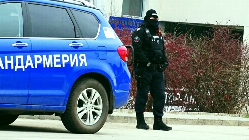 Жандармеристи хванаха момче на 13 г. с мотопед Жандармеристи хванаха момче на 13 г. с мотопед