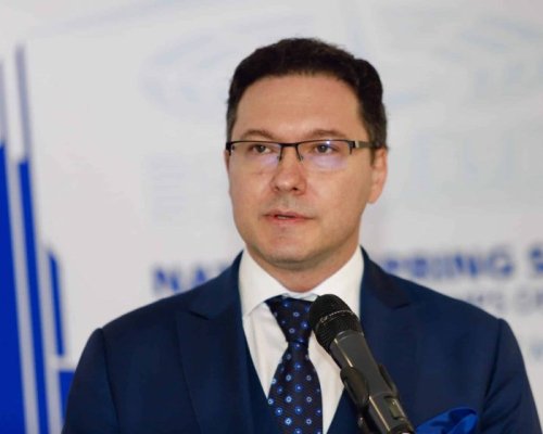 Министър Митов: Най-зле гори в Струмяни