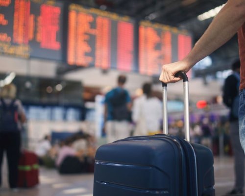 Отмениха над 120 полета заради технически проблем в системата за въздушен трафик на Великобритания