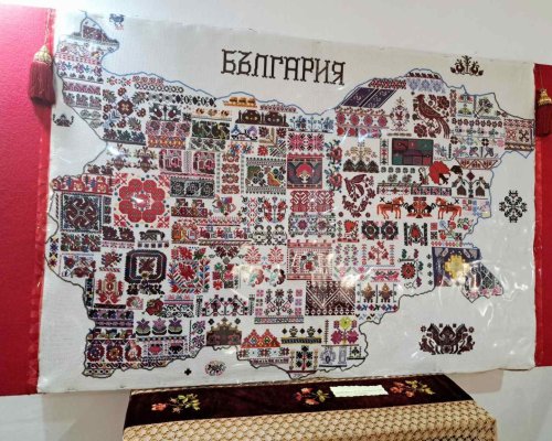 Потопете се в магията на българската бродерия в музея на Разлог