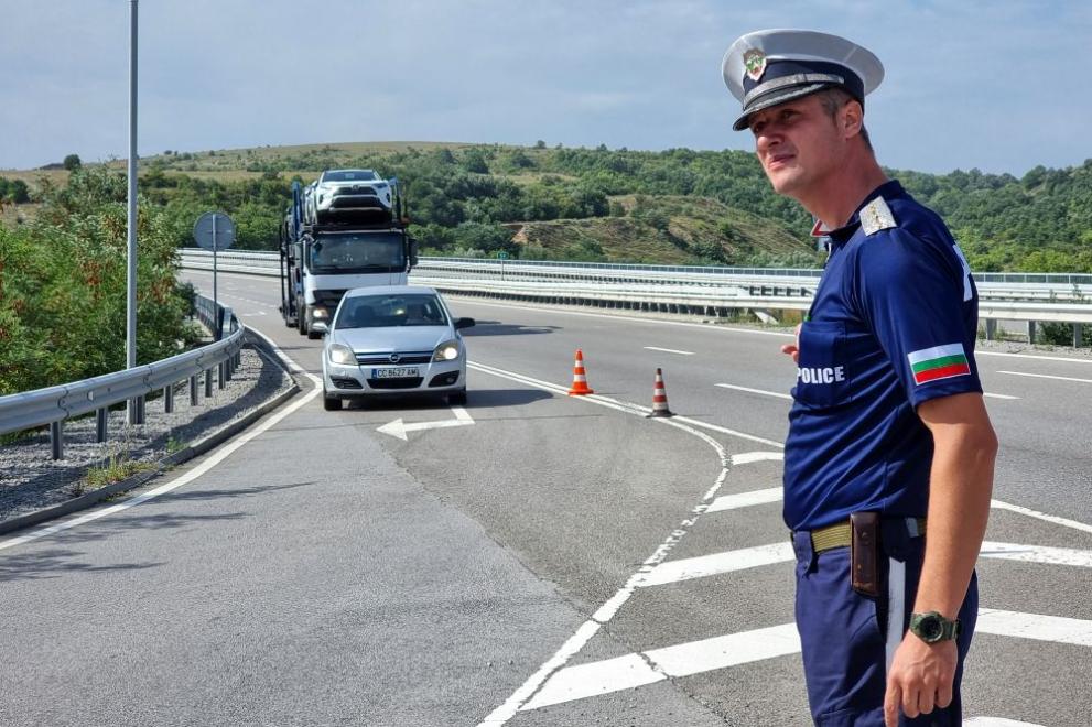 Внимание: Променят организацията на движението при тунелите Блатино и Кочериново на АМ Струма Внимание: Променят организацията на движението при тунелите Блатино и Кочериново на АМ Струма