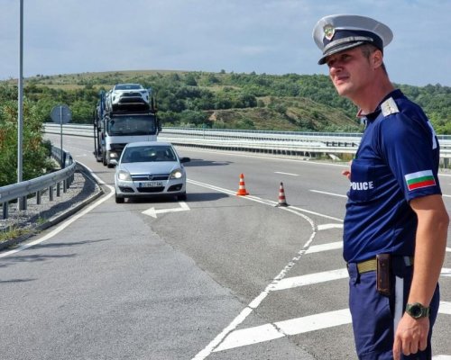 Внимание: Променят организацията на движението при тунелите Блатино и Кочериново на АМ Струма