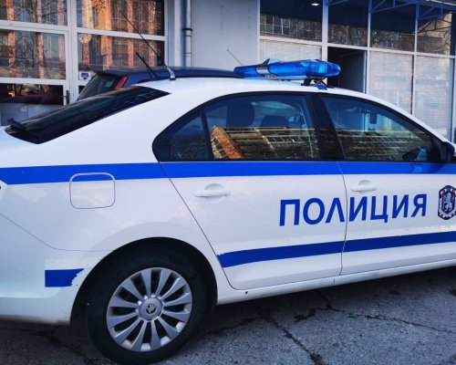 Кражба на портфейл с  голяма сума пари от автомобил в Гоце Делчев, задържаха 56-годишен мъж