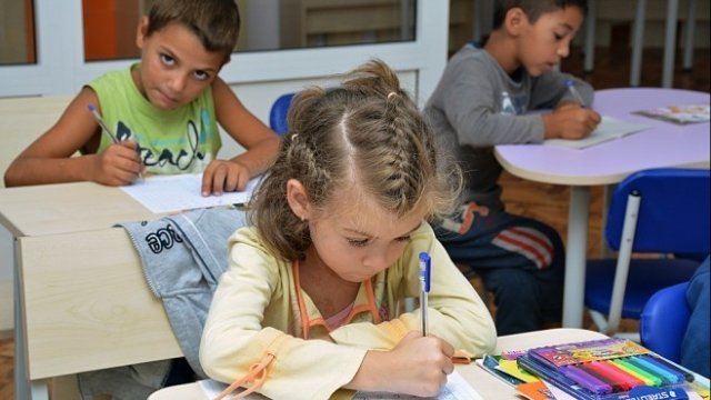 Училището поскъпва с 40
