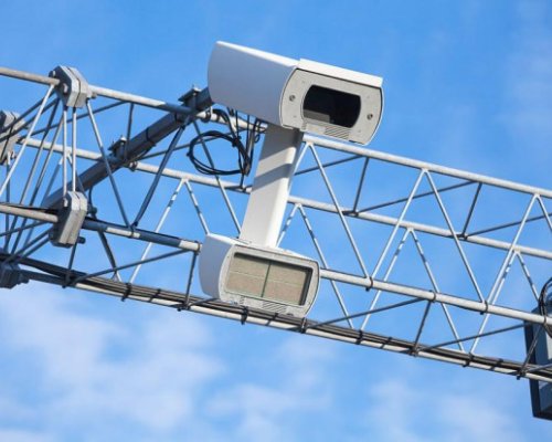 Обнародваха промените в Закона за движението по пътищата в Държавен вестник, глобите от тол камерите започват