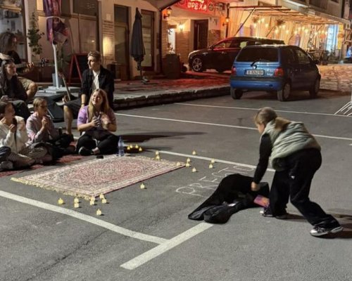 Малката Дара с голямо сърце: Детски жест на състрадание трогна Банско (СНИМКИ)
