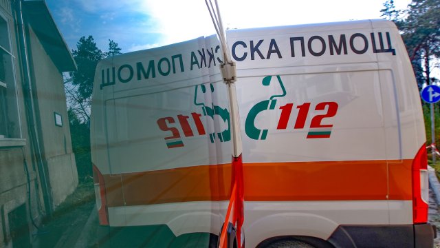 Двегодишно дете е с фрактура на черепа след падане от тераса