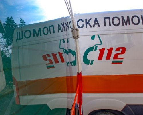 Двегодишно дете е с фрактура на черепа след падане от тераса