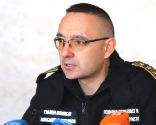 Главен комисар Александър Джартов: В Пирин няма опасност огънят да се разрасне