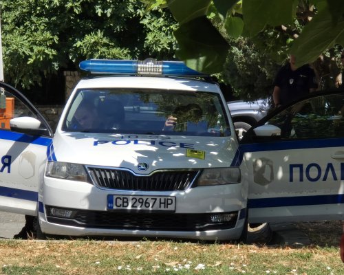 Семейна свада заради силна музика в Кюстендил завърши с арест