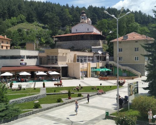 Народен събор в чест на Божията Майка събира жители и гости на Белица