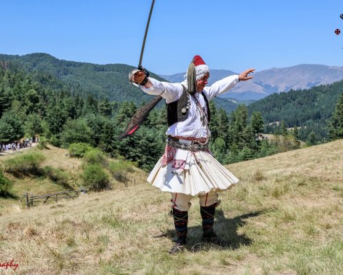 Автентичният мъжки костюм от Петрич спечели злато в Копривщица