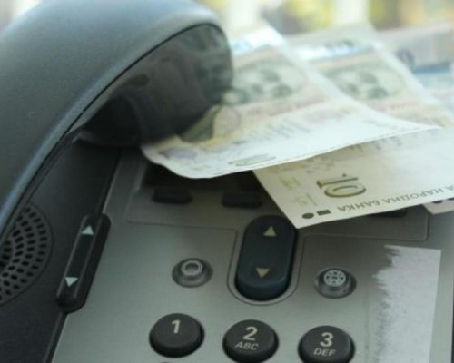 92-годишен мъж хвърли през прозореца близо 20 000 лв. на ало измамници