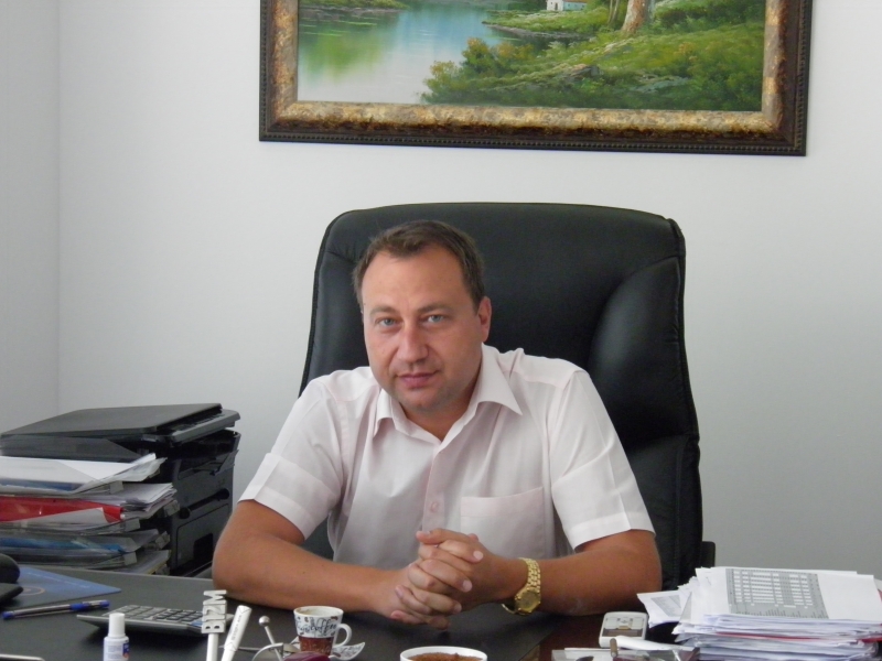Лидерът на ГЕРБ Дупница купува чрез Уни Енерджи бензиностанциите Газпром в България