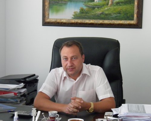 Лидерът на ГЕРБ Дупница купува чрез Уни Енерджи бензиностанциите Газпром в България