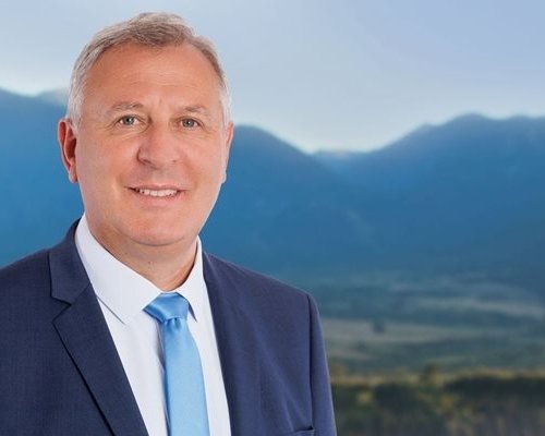 Кметът на община Разлог поздрави миряните за Голяма Богородица