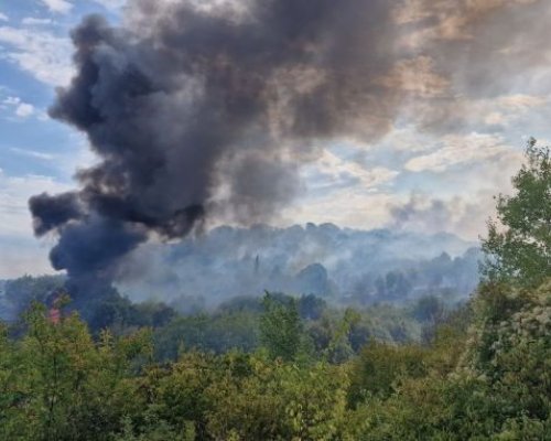 Продължават усилията за пълното потушаване на пожара в Пирин
