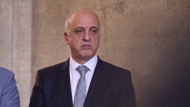 Ген.-майор Емил Тонев остава начело на НСО