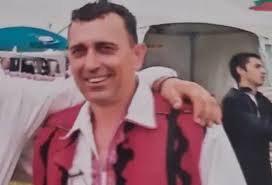 Да помогнем: Славчо Трендафилов се бори с коварна болест и има нужда от нашата подкрепа Да помогнем: Славчо Трендафилов се бори с коварна болест и има нужда от нашата подкрепа