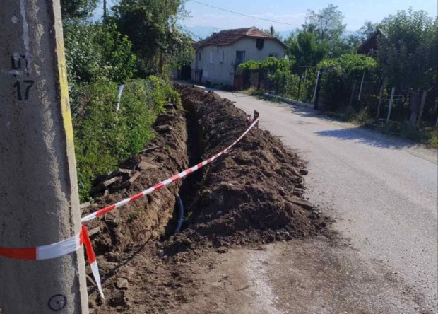 Започна мащабна реконструкция на водопроводната мрежа в село Мощанец Започна мащабна реконструкция на водопроводната мрежа в село Мощанец