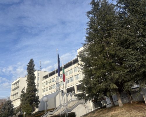 Таксите за обучение в ЮЗУ стават непосилни за студентите