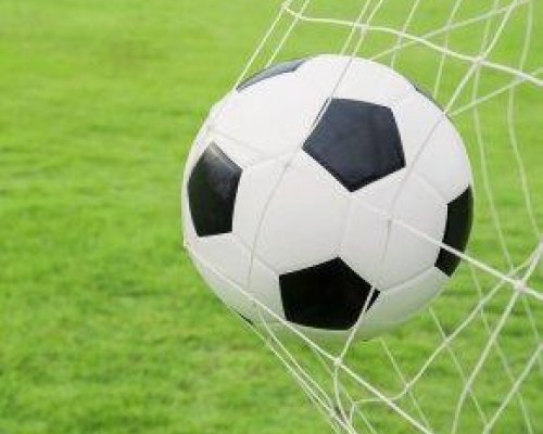 Полуфинал на футболния турнир в село Крупник в помощ на Вили
