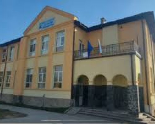 По проект: Модернизират ОУ Паисий Хилендарски в село Баня