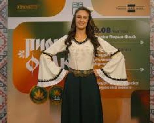 Талантливата Памела Папева от Добърско ще блесне на Детски Пирин фолк Сандански 2025