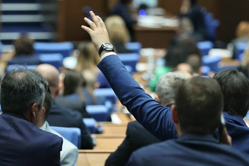 23,6 млн. лв. са ни стрували заплатите на депутатите за 9 месеца
