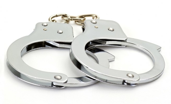 Арестуваха двама младежи за кражба на дизелово гориво от два автобуса в Банско