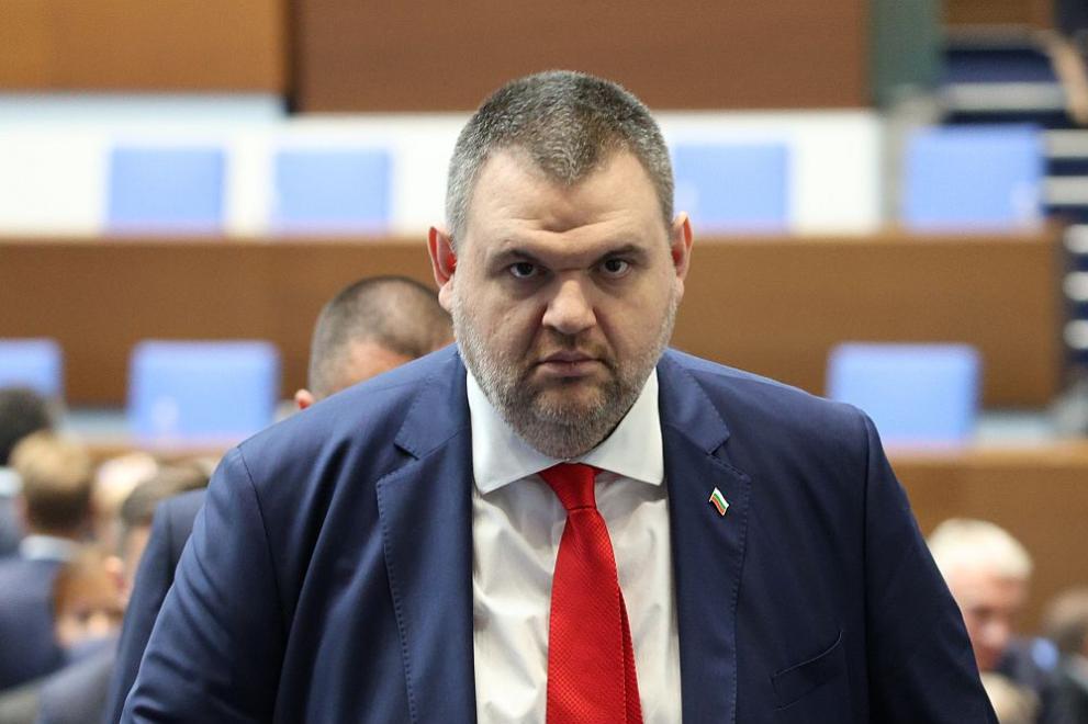 Пеевски: Няма да позволя никой да тресе страната Пеевски: Няма да позволя никой да тресе страната