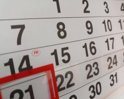При отпуск: Включваме ли в молбата почивните дни?