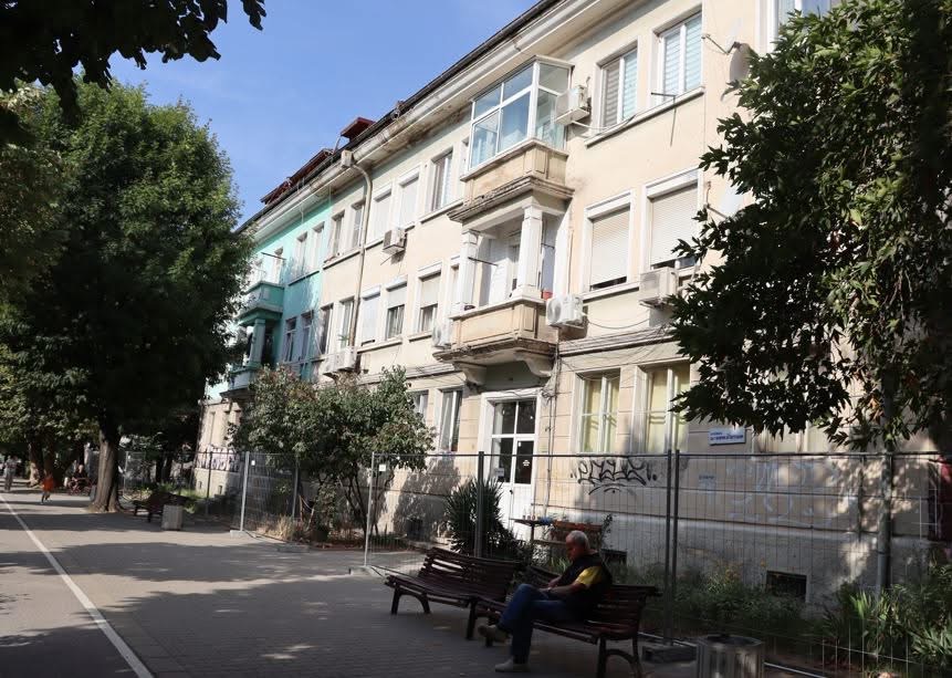 Започва санирането на първата сграда по Националния план за възстановяване и устойчивост в Благоевград