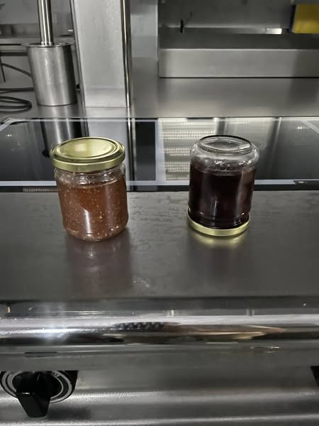 Пример за всички: ученици от ПГ по МСС Гоце Делчев с производство на училищно сладко от смокини и грозде!