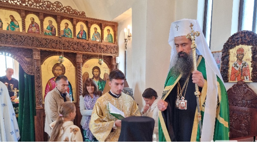 Патриарх Даниил в брезнишкото село Ребро: Съединението е велико и народно дело -с Бога напред! Патриарх Даниил в брезнишкото село Ребро: Съединението е велико и народно дело -с Бога напред!