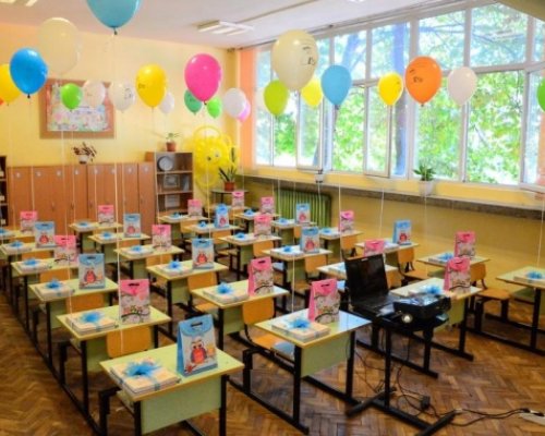 Цената на първия звънец: От Благоевград до Лондон и Париж-къде е най-скъпо
