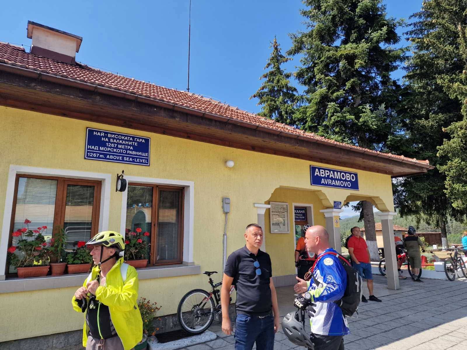 Кметът на Якоруда посрещна колоездачите в третия ден на Bansko Bike Fest