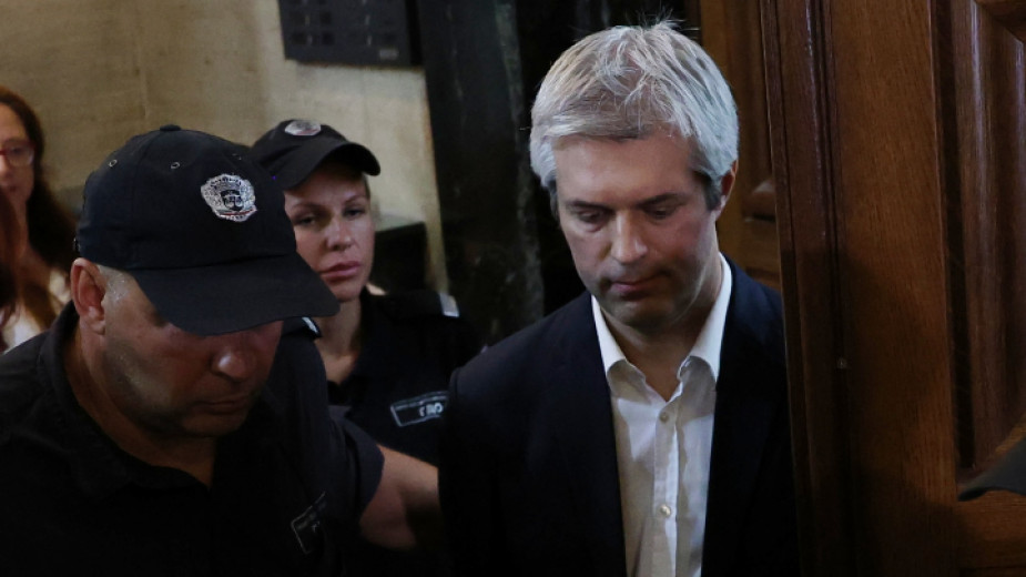 Съдът реши, че кметът на Варна остава в ареста