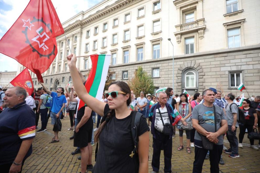 Антиправителствен протест на Възраждане се провежда в София