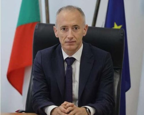 Министър Вълчев: Над 700 000 ученици ще пристъпят училищния праг и първият учебен ден е един от най-светлите ни празници