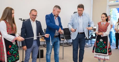 Нов младежки център отвори врати в Петрич
