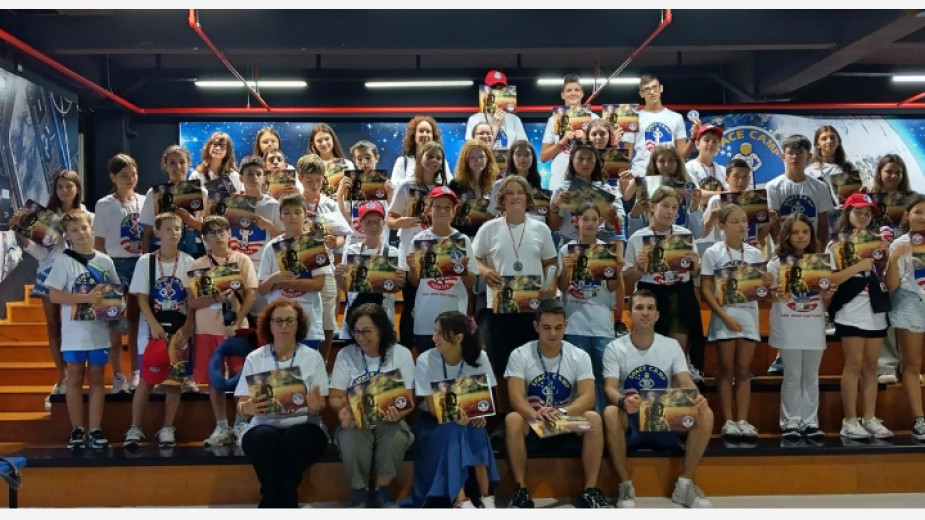Ученик от Банско с медал от Space Camp-лагерът по модел на НАСА Ученик от Банско с медал от Space Camp-лагерът по модел на НАСА