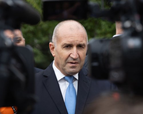 Президентът Радев: Независимостта не е само историческа дата, а урок по държавническа мъдрост